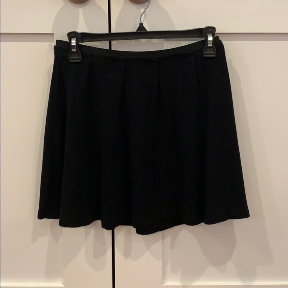 Theory black mini skirt